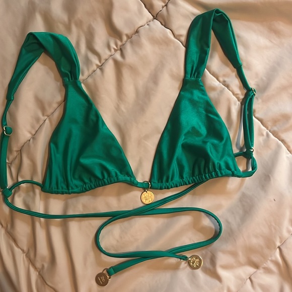 Kulani Kinis- Size S Bikini Jungle Jewel - Picture 4 of 7